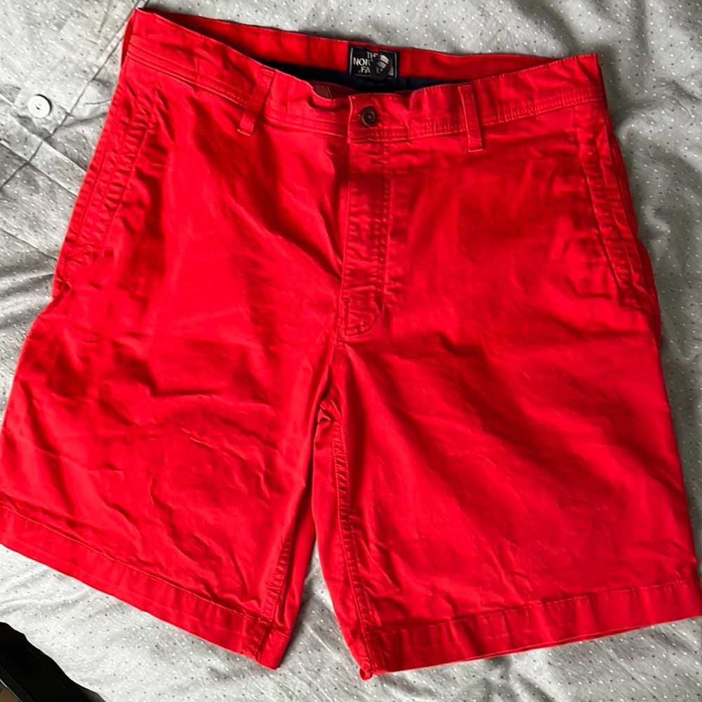 Men’s North Face shorts